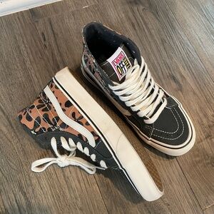 Vans Hippie Flower Canvas EcoCush